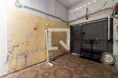 Garagem de casa para alugar com 3 quartos, 300m² em Vila Lanzara, Guarulhos