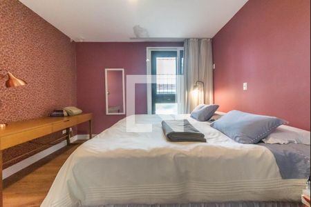 Suíte de casa à venda com 4 quartos, 240m² em Brooklin, São Paulo