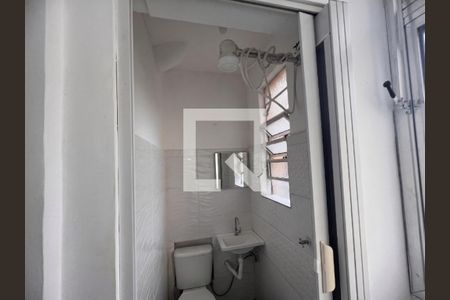 Banheiro de apartamento para alugar com 1 quarto, 40m² em Liberdade, São Paulo
