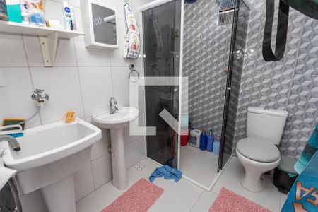 Casa 2 - Área de serviço / banheiro 2 de casa à venda com 3 quartos, 262m² em Vila Nogueira, Diadema