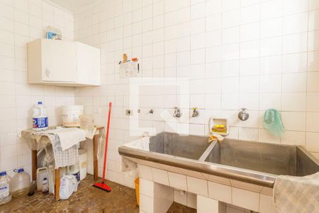 Área de Serviço de casa para alugar com 4 quartos, 270m² em Vila Olímpia, São Paulo