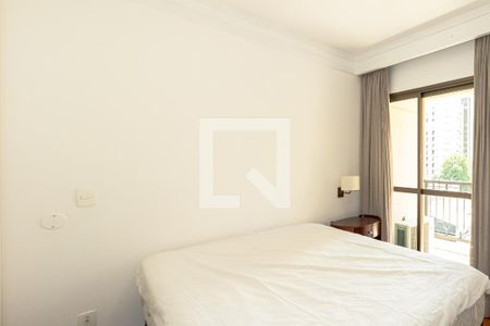 Suíte 1 de apartamento para alugar com 2 quartos, 52m² em Vila Nova Conceição, São Paulo