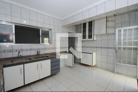 Cozinha - Armários de casa à venda com 3 quartos, 150m² em Vila Euro, São Bernardo do Campo