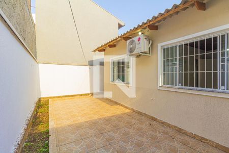 Quintal de casa à venda com 3 quartos, 100m² em Mato Grande, Canoas