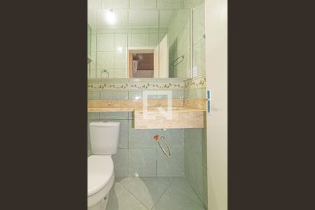 Banheiro de casa à venda com 3 quartos, 100m² em Mato Grande, Canoas