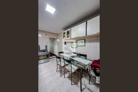 Cozinha de casa à venda com 3 quartos, 180m² em Vila Bertioga, São Paulo