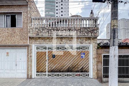 Fachada - Plaquinha de casa à venda com 3 quartos, 180m² em Vila Bertioga, São Paulo