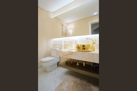 Lavabo de casa à venda com 4 quartos, 290m² em Vila Carrão, São Paulo