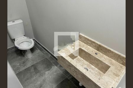 Casa à venda com 3 quartos, 158m² em Vila Carrão, São Paulo