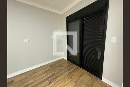 Casa à venda com 3 quartos, 158m² em Vila Carrão, São Paulo