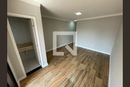 Casa à venda com 3 quartos, 158m² em Vila Carrão, São Paulo