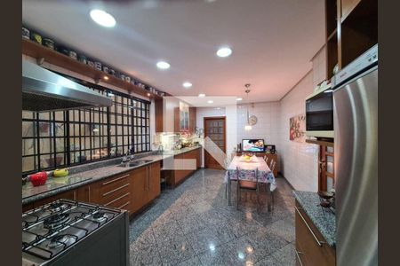 Casa à venda com 3 quartos, 442m² em Chácara Santo Antônio (Zona Leste), São Paulo