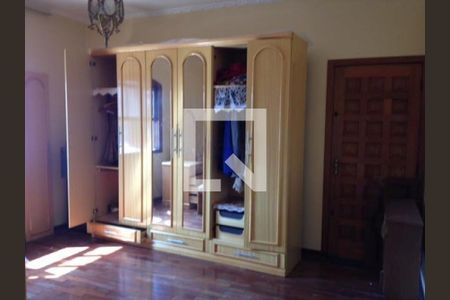 Casa à venda com 3 quartos, 410m² em Vila Carrão, São Paulo