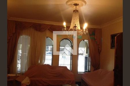 Casa à venda com 3 quartos, 410m² em Vila Carrão, São Paulo