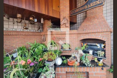 Casa à venda com 3 quartos, 350m² em Vila Carrão, São Paulo