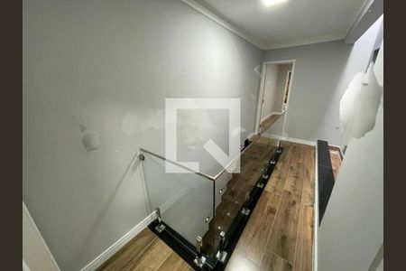 Casa à venda com 3 quartos, 158m² em Vila Carrão, São Paulo