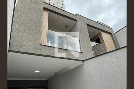 Casa à venda com 3 quartos, 158m² em Vila Carrão, São Paulo