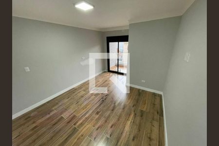 Casa à venda com 3 quartos, 158m² em Vila Carrão, São Paulo