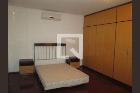 Casa à venda com 4 quartos, 450m² em Vila Formosa, São Paulo