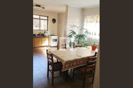 Casa à venda com 3 quartos, 174m² em Vila Matilde, São Paulo