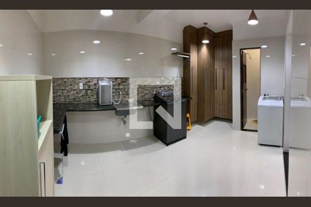 Casa à venda com 3 quartos, 136m² em Jardim Textil, São Paulo