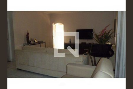 Casa à venda com 3 quartos, 240m² em Vila Carrão, São Paulo