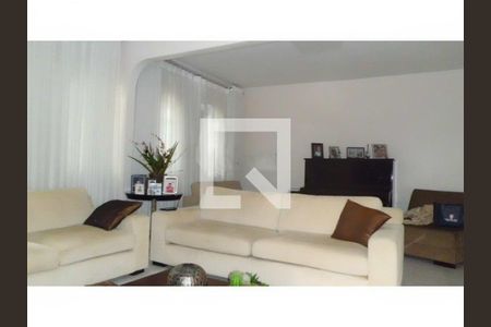 Casa à venda com 3 quartos, 240m² em Vila Carrão, São Paulo