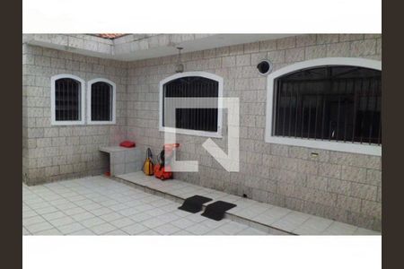 Casa à venda com 3 quartos, 240m² em Vila Carrão, São Paulo