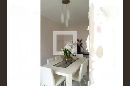 Casa à venda com 3 quartos, 240m² em Vila Carrão, São Paulo