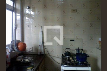 Casa à venda com 4 quartos, 135m² em Jardim Record, São Paulo