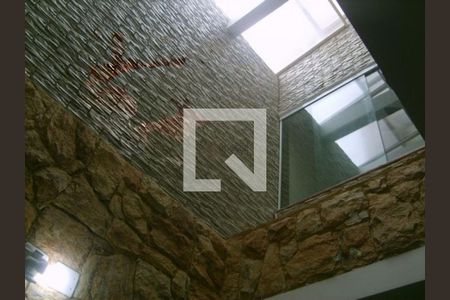 Casa à venda com 4 quartos, 211m² em Vila Carrão, São Paulo