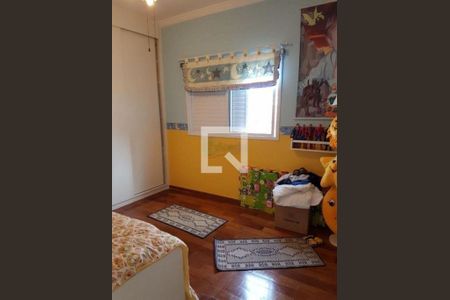 Casa à venda com 4 quartos, 211m² em Vila Carrão, São Paulo