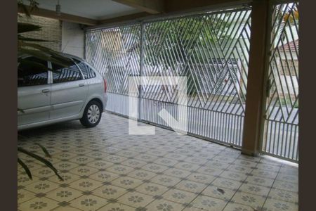 Casa à venda com 4 quartos, 211m² em Vila Carrão, São Paulo