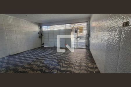 Casa à venda com 2 quartos, 160m² em Vila Carrão, São Paulo