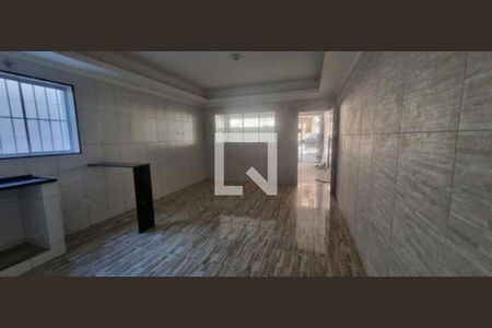 Casa à venda com 2 quartos, 160m² em Vila Carrão, São Paulo