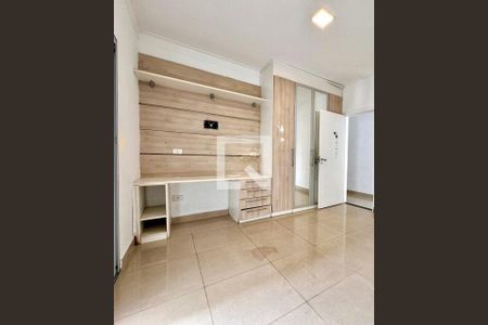 Casa à venda com 5 quartos, 233m² em Quarta Parada, São Paulo