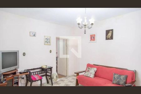 Casa à venda com 4 quartos, 120m² em Vila Carrão, São Paulo