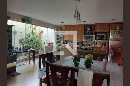 Casa à venda com 4 quartos, 537m² em Vila Formosa, São Paulo