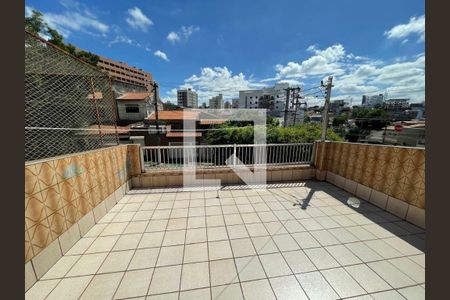 Casa à venda com 2 quartos, 88m² em Vila Matilde, São Paulo