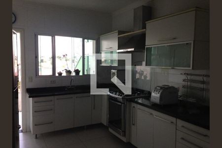 Casa à venda com 3 quartos, 210m² em Vila Guilhermina, São Paulo