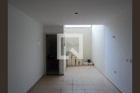 Casa à venda com 3 quartos, 210m² em Vila Guilhermina, São Paulo