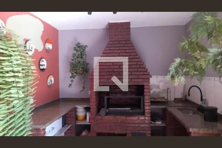 Casa à venda com 3 quartos, 180m² em Jardim Textil, São Paulo