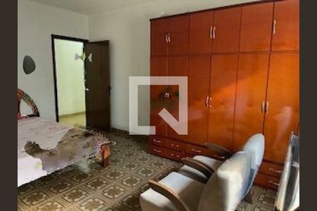 Casa à venda com 4 quartos, 306m² em Vila Tolstoi, São Paulo