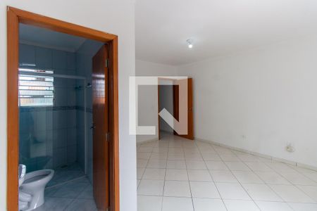 Suíte de casa para alugar com 3 quartos, 125m² em Vila Uniao (zona Leste), São Paulo