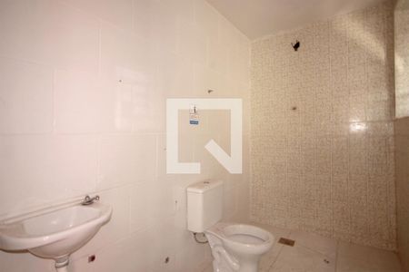 Banheiro de casa à venda com 3 quartos, 200m² em Concórdia, Belo Horizonte