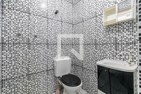 Banheiro de kitnet/studio para alugar com 1 quarto, 15m² em Vila Sao Luis, São Paulo