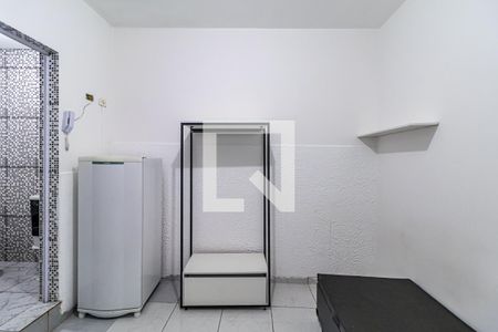 Studio - Quarto e Cozinha de kitnet/studio para alugar com 1 quarto, 15m² em Vila Sao Luis, São Paulo