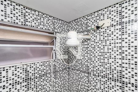 Banheiro de kitnet/studio para alugar com 1 quarto, 15m² em Vila Sao Luis, São Paulo