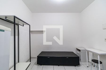 Studio - Quarto e Cozinha de kitnet/studio para alugar com 1 quarto, 15m² em Vila Sao Luis, São Paulo