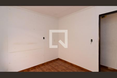 Quarto 1 de casa para alugar com 2 quartos, 92m² em Jardim Laone, São Paulo